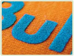 Flockdruck mit samtiger Oberfläche